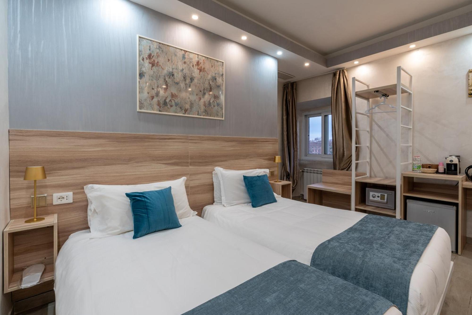 Leone D'Oro Guesthouse - Close To Piazza Vittorio Rome Buitenkant foto