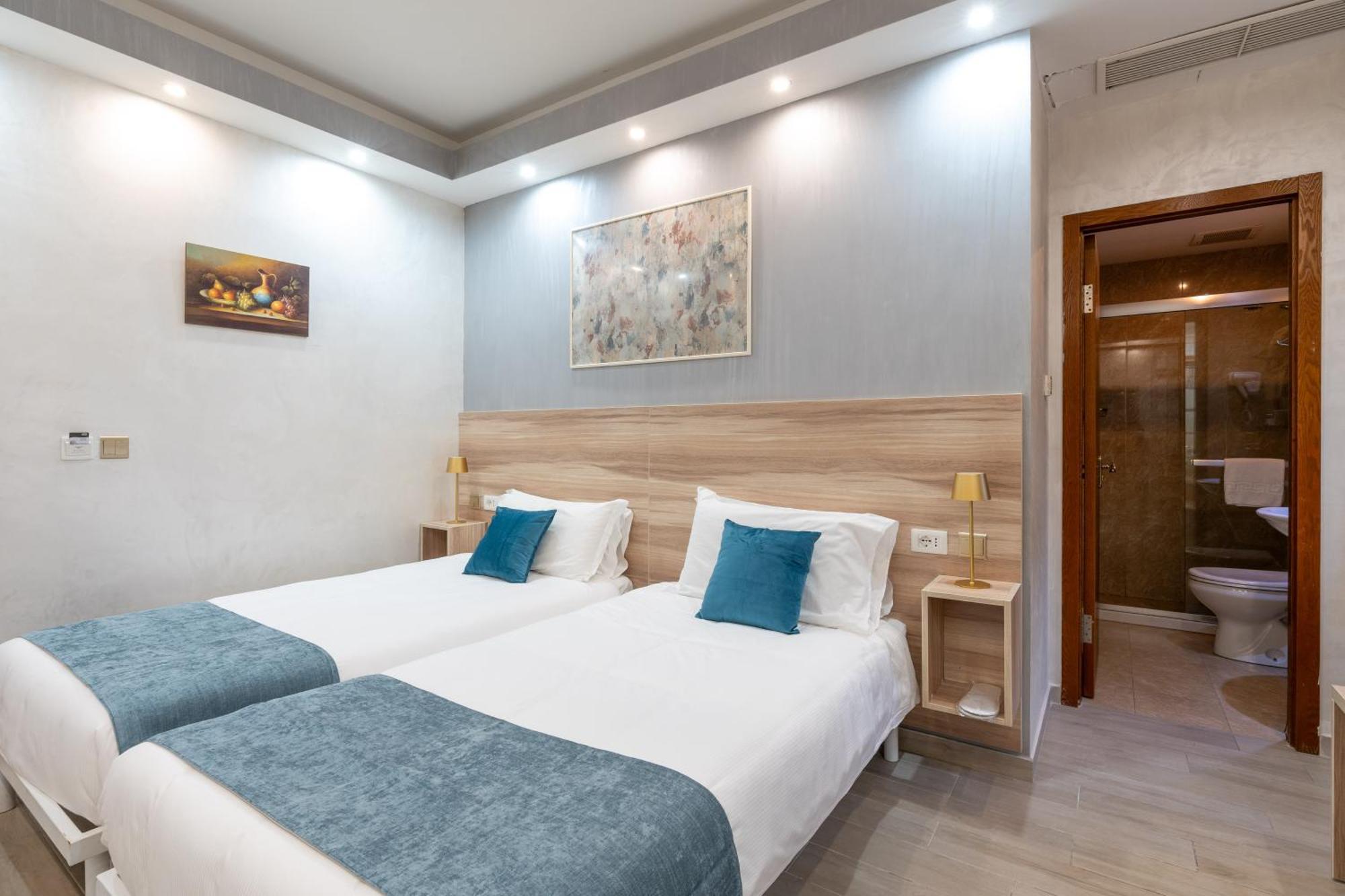 Leone D'Oro Guesthouse - Close To Piazza Vittorio Rome Buitenkant foto