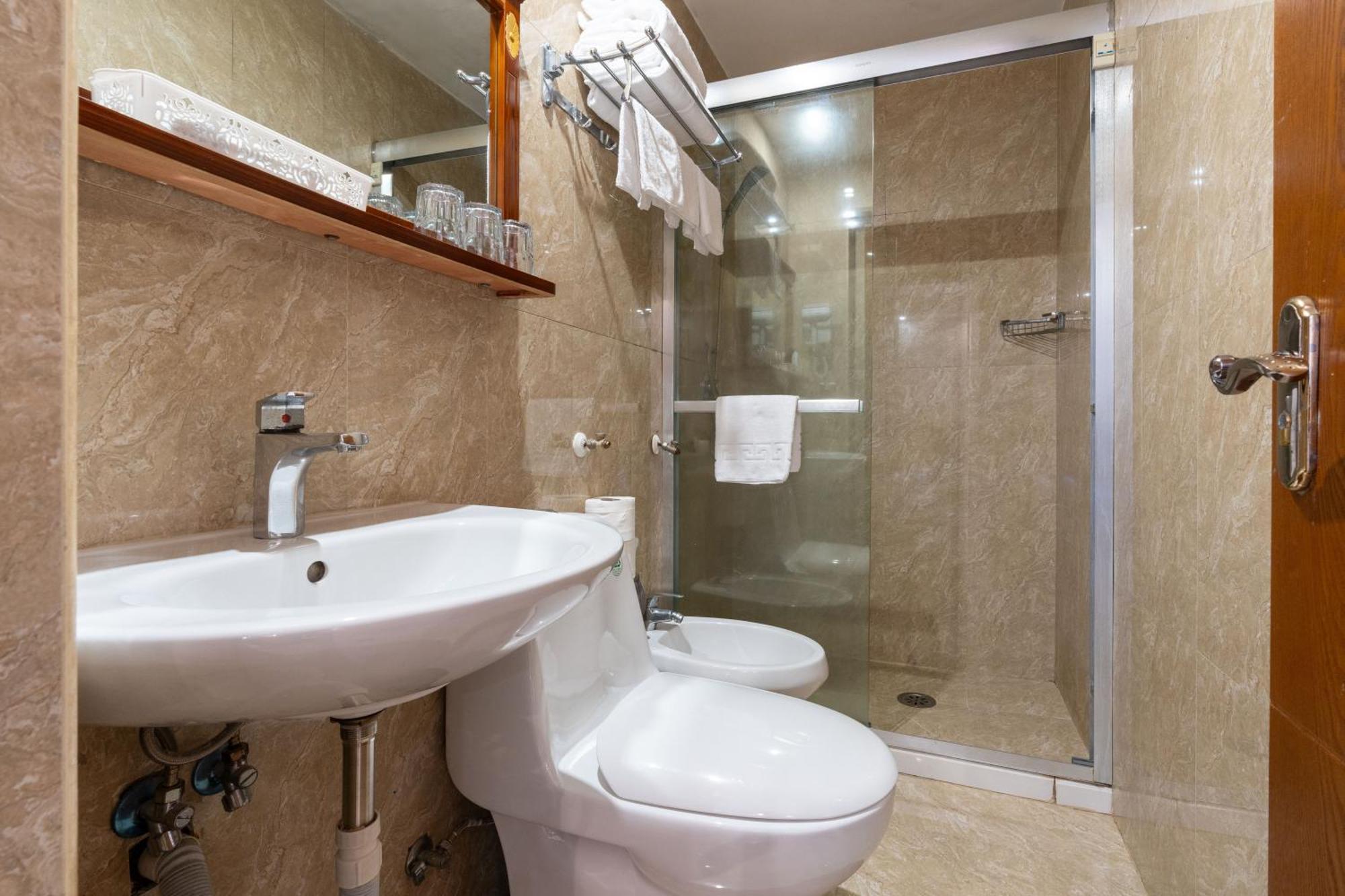 Leone D'Oro Guesthouse - Close To Piazza Vittorio Rome Buitenkant foto